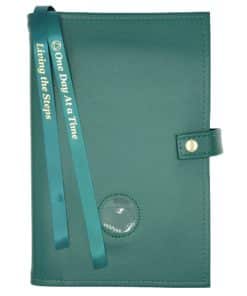 Big Book Regular Hardback – Medallion Holder with Paperboard/Snap/Bookmark/Penholder(Green) DDBGP0407